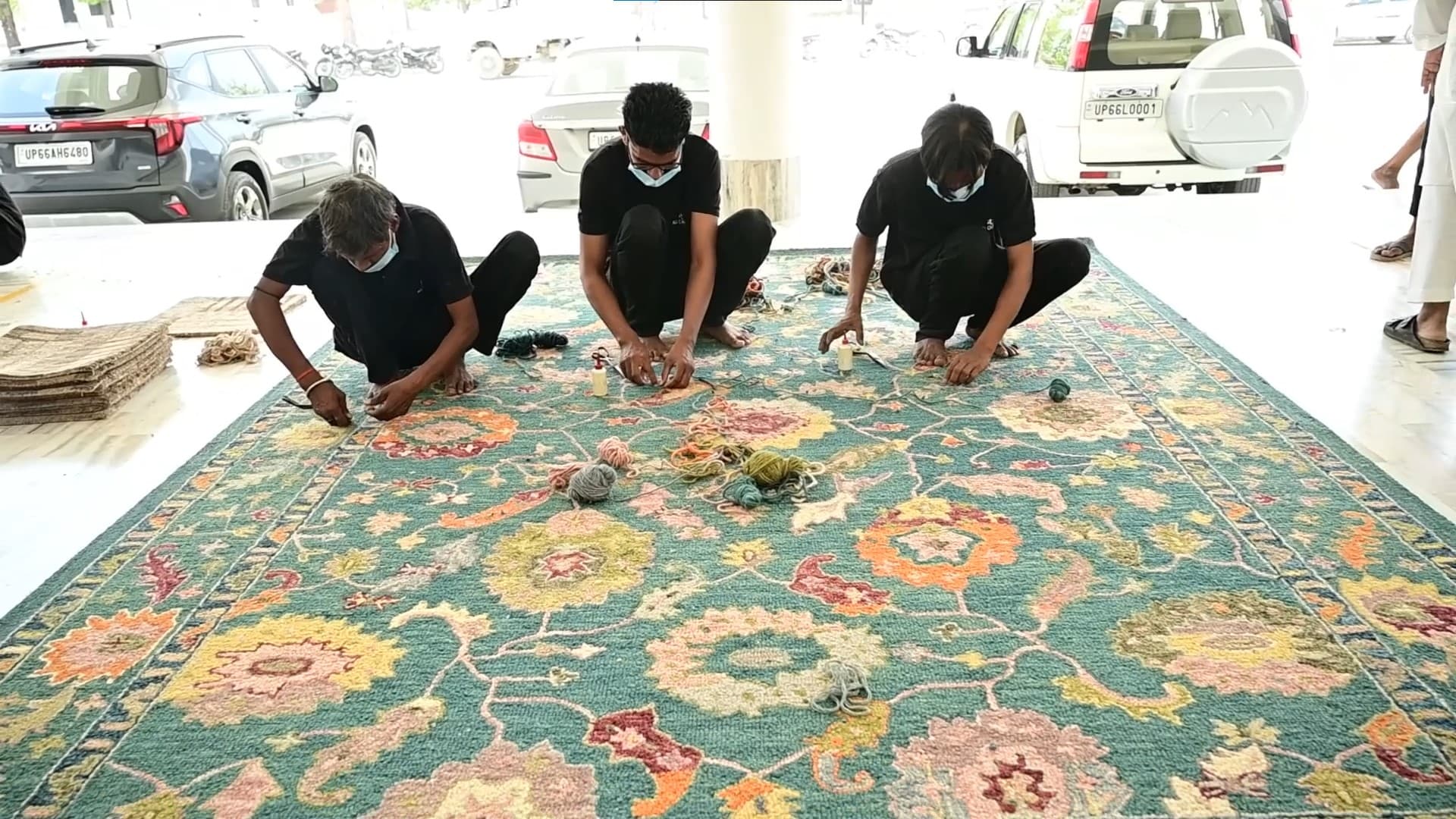 Panoramic view of the Ali Carpets workshop